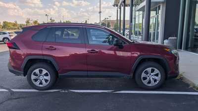 2021 Toyota RAV4, $23995. Photo 2