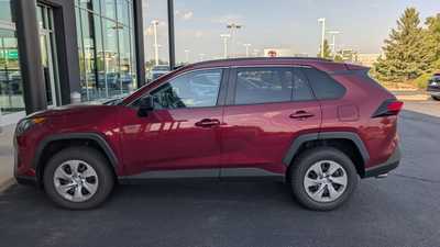 2021 Toyota RAV4, $23995. Photo 3