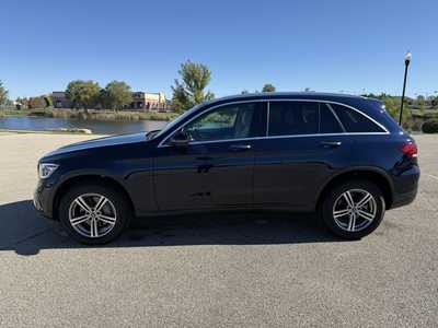 2022 Mercedes-Benz GLC-Class, $33495. Photo 2