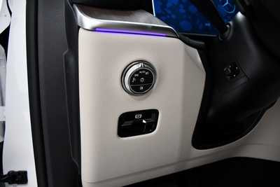 2026 Mercedes-Benz GLC-Class, $65765. Photo 9