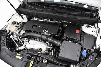 2022 Mercedes-Benz GLB-Class, $30795. Photo 5