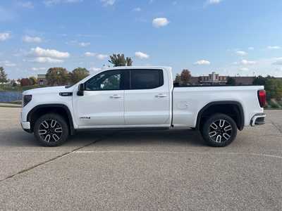 2022 GMC 1500 Crew Cab, $44995. Photo 8