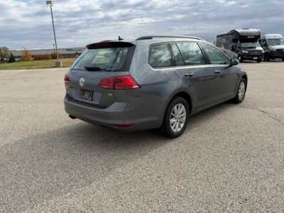 2017 Volkswagen Golf, $13495. Photo 3