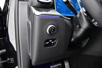 2026 Mercedes-Benz GLC-Class, $78015. Photo 9