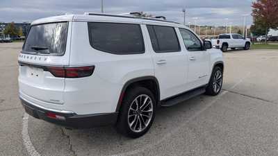 2022 Jeep Wagoneer, $41995. Photo 5