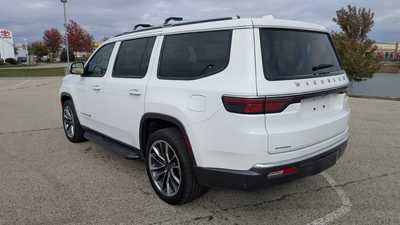 2022 Jeep Wagoneer, $41995. Photo 7