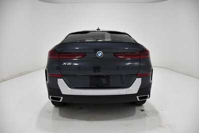 2022 BMW X6, $50795. Photo 4