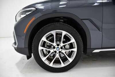 2022 BMW X6, $50795. Photo 7
