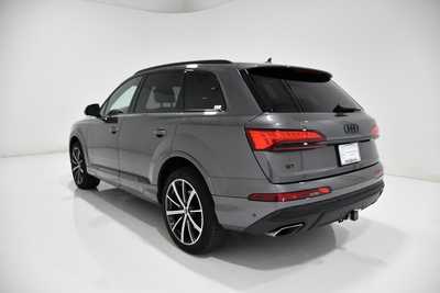 2025 Audi Q7, $49995. Photo 3