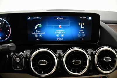 2021 Mercedes-Benz GLA-Class, $29995. Photo 11