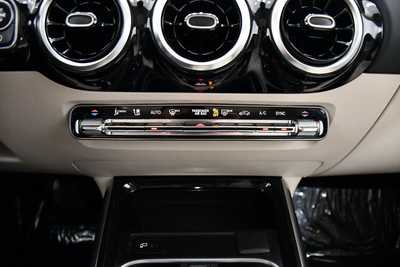 2021 Mercedes-Benz GLA-Class, $29995. Photo 12