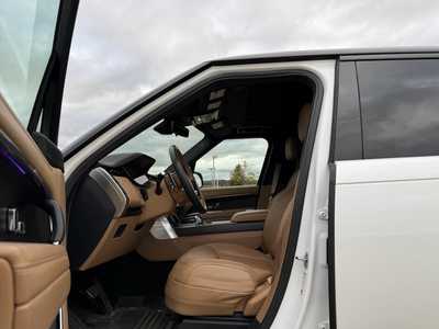 2023 Land Rover Range Rover, $95495. Photo 8