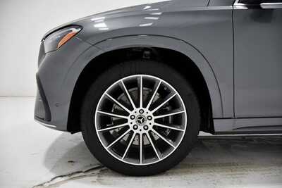 2026 Mercedes-Benz GLE-Class, $84060. Photo 6