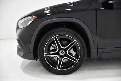 2023 Mercedes-Benz GLA-Class, $26995. Photo 7
