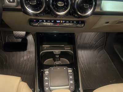 2022 Mercedes-Benz GLB-Class, $30995. Photo 10
