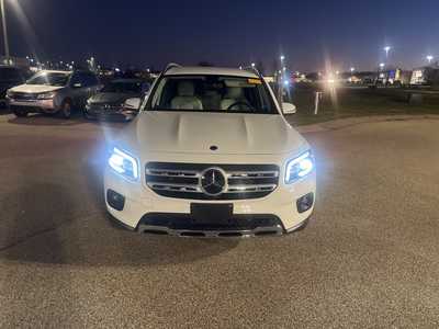 2022 Mercedes-Benz GLB-Class, $30995. Photo 2