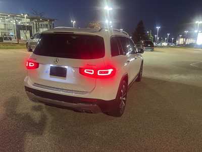 2022 Mercedes-Benz GLB-Class, $30995. Photo 5