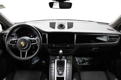 2021 Porsche Macan, $37245. Photo 8