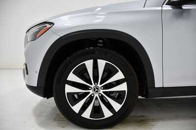 2024 Mercedes-Benz GLE-Class, $50995. Photo 7