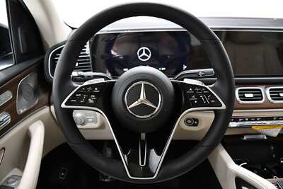 2026 Mercedes-Benz GLE-Class, $78145. Photo 8