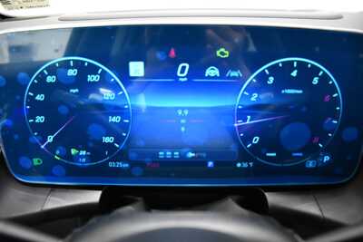 2026 Mercedes-Benz GLC-Class, $74640. Photo 10