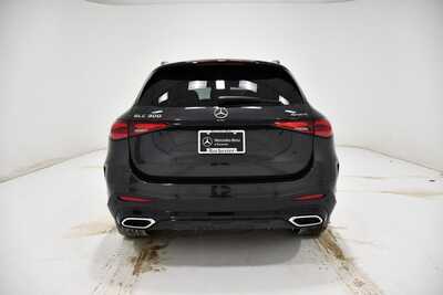2026 Mercedes-Benz GLC-Class, $64405. Photo 4