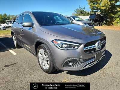 2022 Mercedes-Benz GLA-Class, $26995. Photo 1