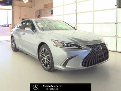 2023 Lexus ES Series, $33995. Photo 1