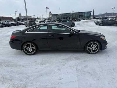 2016 Mercedes-Benz E-Class, $17495. Photo 6
