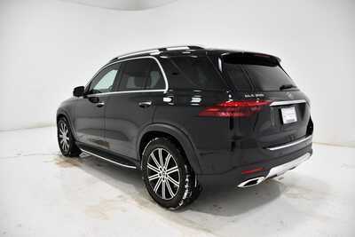 2025 Mercedes-Benz GLE-Class, $60995. Photo 3
