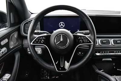 2025 Mercedes-Benz GLE-Class, $60995. Photo 9