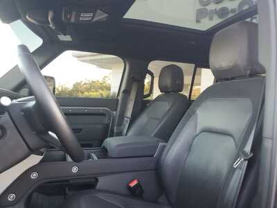 2023 Land Rover Defender, $58995. Photo 3