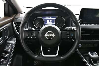 2023 Nissan Rogue, $24000. Photo 9