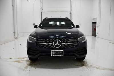2022 Mercedes-Benz GLC-Class, $29995. Photo 2
