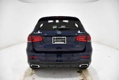 2022 Mercedes-Benz GLC-Class, $29995. Photo 4