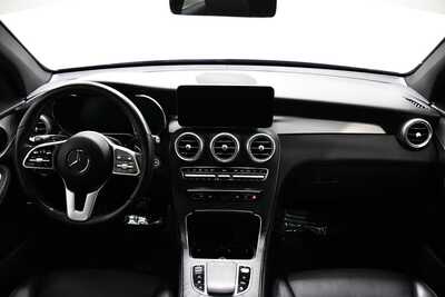 2022 Mercedes-Benz GLC-Class, $29995. Photo 8