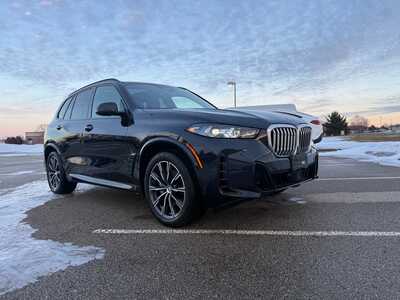 2024 BMW X5, $58995. Photo 9