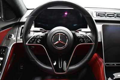 2021 Mercedes-Benz S-Class, $64000. Photo 9