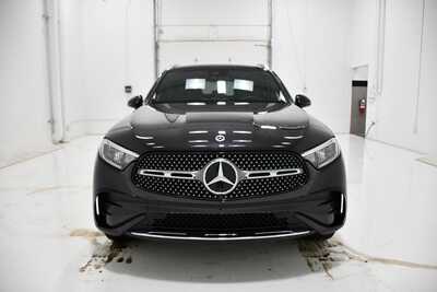 2025 Mercedes-Benz GLC-Class, $49995. Photo 2