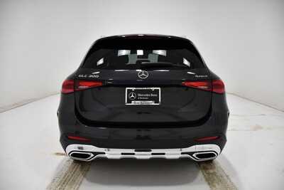2025 Mercedes-Benz GLC-Class, $49995. Photo 4