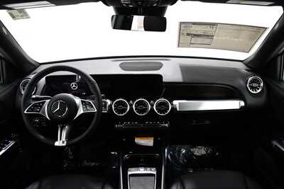 2026 Mercedes-Benz GLB-Class, $53870. Photo 7