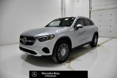 2026 Mercedes-Benz GLC-Class, $61735. Photo 1