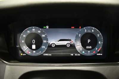 2025 Land Rover Range Rover, $45500. Photo 12