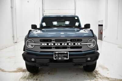 2023 Ford Bronco, $33000. Photo 2