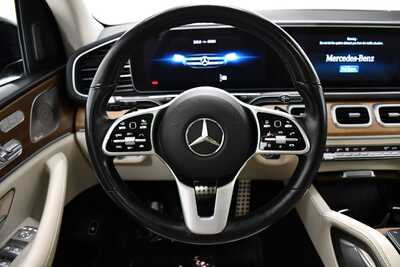 2022 Mercedes-Benz GLS-Class, $51995. Photo 9