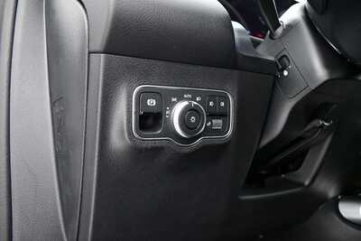 2026 Mercedes-Benz GLB-Class, $52820. Photo 9