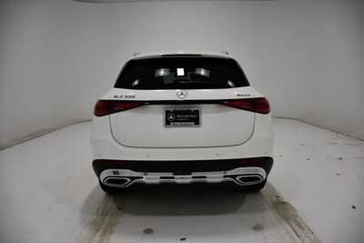 2026 Mercedes-Benz GLC-Class, $57535. Photo 4