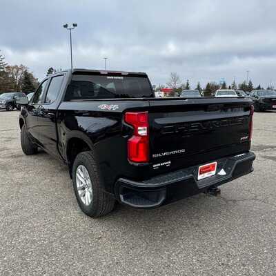 2021 Chevrolet 1500 Crew Cab, $31795. Photo 9