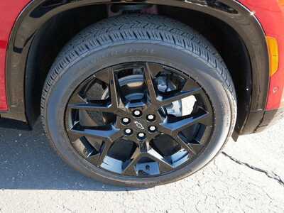 2024 Chevrolet Traverse, $47995. Photo 8