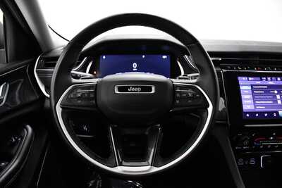 2022 Jeep Grand Cherokee, $26495. Photo 9